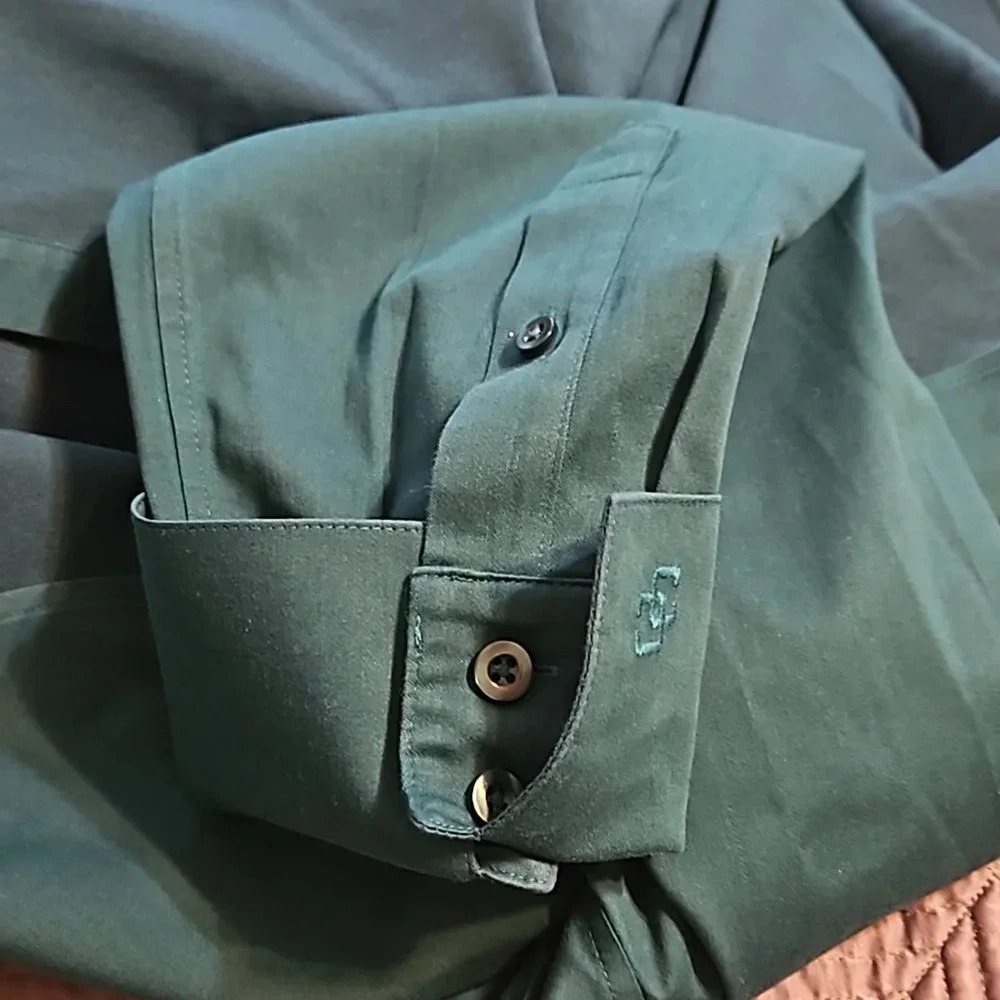 Chico's EUC Button Down Size 14 - image 8